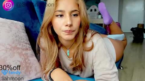 Snapshot of sazori_moon chatting on December 23, 2024, 3:55 pm sazori_moon online show from December 23, 2024, 3:55 pm