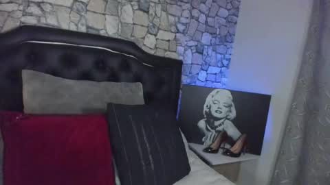 Snapshot of scarlat_diamond chatting on October 21, 2025, 5:52 am Scarlat Diamond online show from October 21, 2025, 5:52 am