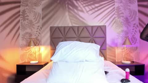 Snapshot of scarleett22 chatting on November 11, 2025, 8:42 pm Scarleet online show from November 11, 2025, 8:42 pm