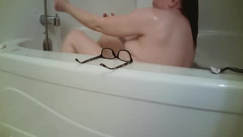 Snapshot of scarlet_envyy chatting on September 24, 2025, 4:10 pm scarlet_envyy online show from September 24, 2025, 4:10 pm