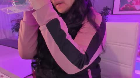 Snapshot of scarlet_miller_1 chatting on September 26, 2025, 12:09 pm Celeste online show from September 26, 2025, 12:09 pm