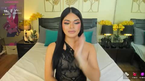 Snapshot of scarlet_snow_asian chatting on September 19, 2025, 4:36 am Scarlet online show from September 19, 2025, 4:36 am