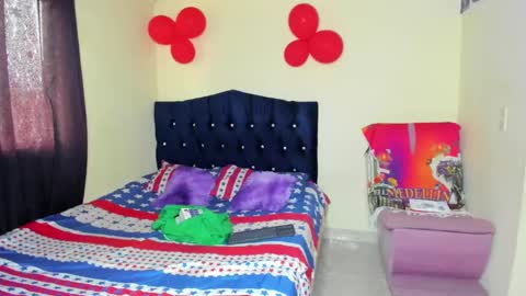 scarlet_tommy online show from February 17, 2025, 6:59 pm