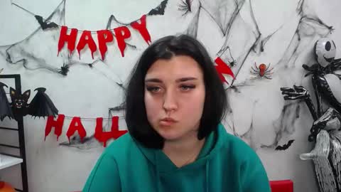 ScarletCargo online show from November 5, 2025, 10:59 am