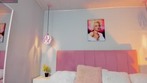 Scarlet  online show from January 25, 2025, 8:42 am