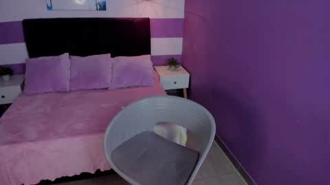 Scarlet  online show from January 28, 2025, 6:27 am