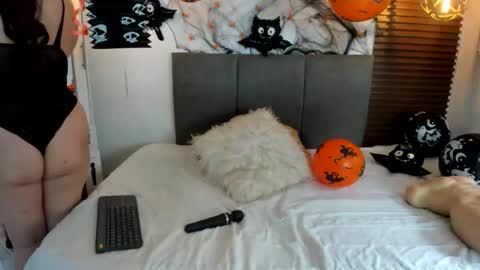 Snapshot of scarleth_swann chatting on October 21, 2025, 4:08 pm scarleth online show from October 21, 2025, 4:08 pm