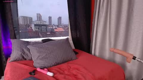 Scarlett online show from November 15, 2025, 9:32 pm