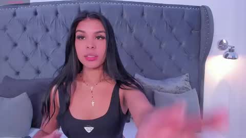    online show from October 8, 2025, 10:40 pm