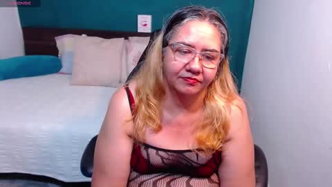 Snapshot of scarlett_duboi1 chatting on February 17, 2025, 2:09 am Scarlett online show from February 17, 2025, 2:09 am