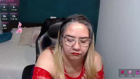 Snapshot of scarlett_duboi1 chatting on March 7, 2025, 2:04 am Scarlett online show from March 7, 2025, 2:04 am