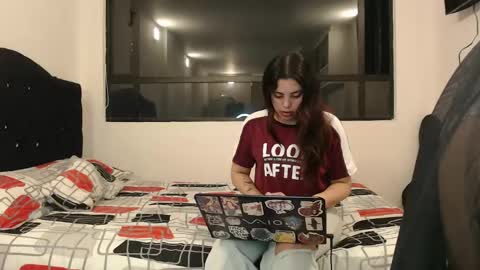 Scarlett and Jazmin online show from February 12, 2025, 5:26 am