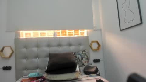 Snapshot of scarlett_fox20 chatting on January 19, 2025, 5:39 pm scarlett_fox20 online show from January 19, 2025, 5:39 pm