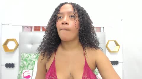 Snapshot of scarlett_fox20 chatting on March 8, 2025, 11:27 am scarlett_fox20 online show from March 8, 2025, 11:27 am