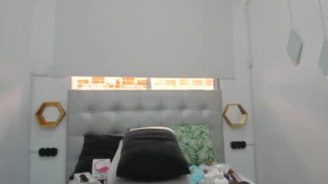 Snapshot of scarlett_fox20 chatting on March 9, 2025, 6:00 pm scarlett_fox20 online show from March 9, 2025, 6:00 pm