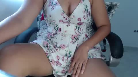 Scarlett online show from February 18, 2025, 12:49 pm