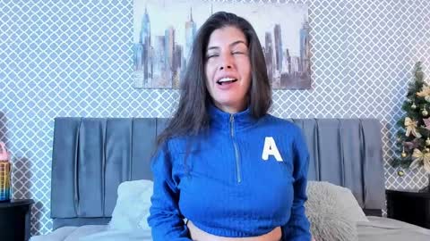 Scarlett online show from January 6, 2025, 12:46 pm