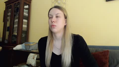 Scarlett online show from February 2, 2025, 4:11 pm