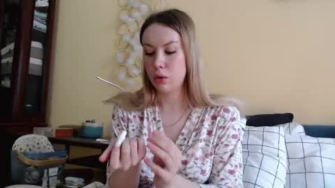 Scarlett online show from February 19, 2025, 11:49 am