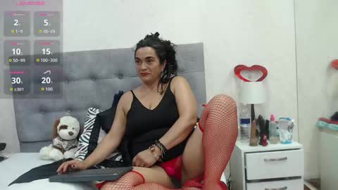 Snapshot of scarlettgreen_ chatting on November 28, 2025, 11:13 am Scartt online show from November 28, 2025, 11:13 am