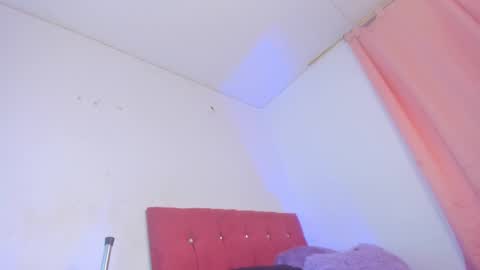 chloe online show from March 9, 2025, 7:01 am