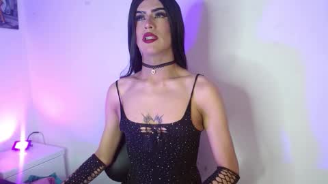 Scarlett online show from November 15, 2025, 6:22 am