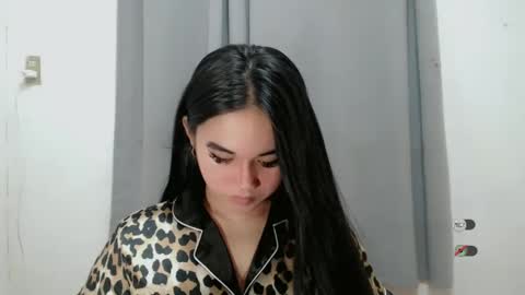 Snapshot of scarletvamp chatting on February 4, 2025, 3:26 pm scarletvamp online show from February 4, 2025, 3:26 pm