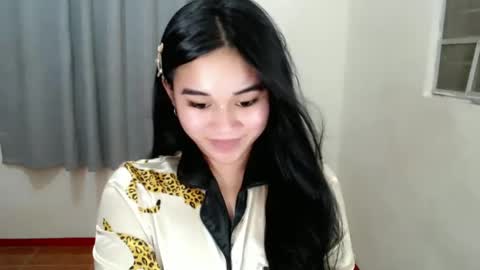 Snapshot of scarletvamp chatting on February 17, 2025, 6:31 am scarletvamp online show from February 17, 2025, 6:31 am