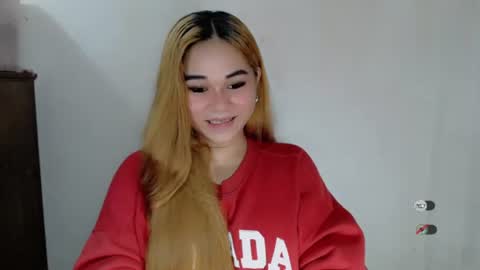 Snapshot of scarletvamp chatting on September 19, 2025, 11:27 pm scarletvamp online show from September 19, 2025, 11:27 pm