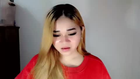 Snapshot of scarletvamp chatting on October 27, 2025, 12:20 pm scarletvamp online show from October 27, 2025, 12:20 pm