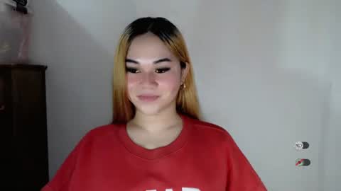 Snapshot of scarletvamp chatting on November 6, 2025, 2:12 am scarletvamp online show from November 6, 2025, 2:12 am