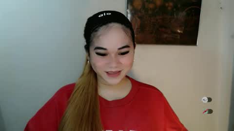 Snapshot of scarletvamp chatting on November 23, 2025, 4:40 pm scarletvamp online show from November 23, 2025, 4:40 pm