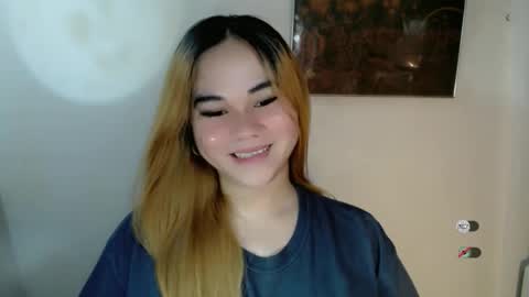 Snapshot of scarletvamp chatting on December 15, 2025, 3:44 am scarletvamp online show from December 15, 2025, 3:44 am