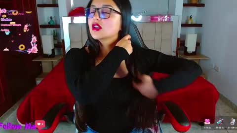 Snapshot of scarlleth_1 chatting on February 19, 2025, 12:22 pm scarllet online show from February 19, 2025, 12:22 pm