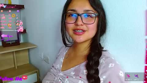 Snapshot of scarlleth_1 chatting on February 20, 2025, 3:19 pm scarllet online show from February 20, 2025, 3:19 pm