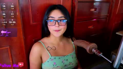 Snapshot of scarlleth_1 chatting on October 20, 2025, 12:05 pm scarllet online show from October 20, 2025, 12:05 pm