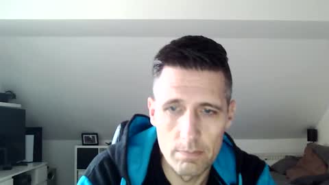 Snapshot of schnuckigeil chatting on February 5, 2025, 2:37 pm Dildomen online show from February 5, 2025, 2:37 pm
