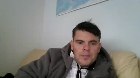 Snapshot of schosch01 chatting on October 7, 2025, 10:23 am schosch01 online show from October 7, 2025, 10:23 am