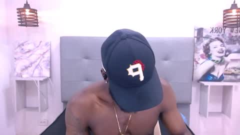 Snapshot of scottdamar chatting on November 5, 2025, 9:26 pm Damar online show from November 5, 2025, 9:26 pm