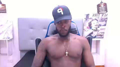 Snapshot of scottdamar chatting on November 8, 2025, 12:11 am Damar online show from November 8, 2025, 12:11 am