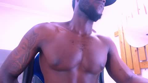 Snapshot of scottdamar chatting on November 10, 2025, 9:25 pm Damar online show from November 10, 2025, 9:25 pm