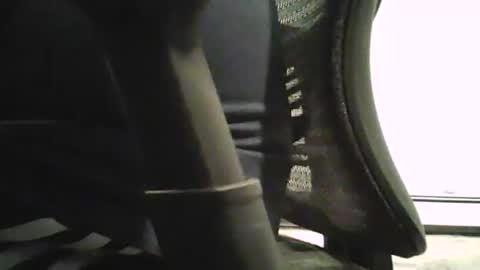 Snapshot of scottie813 chatting on February 6, 2025, 12:05 pm scottie813 online show from February 6, 2025, 12:05 pm