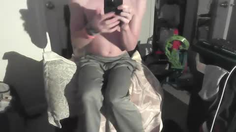 Snapshot of sdseventy chatting on February 22, 2025, 7:01 am ObvHype online show from February 22, 2025, 7:01 am