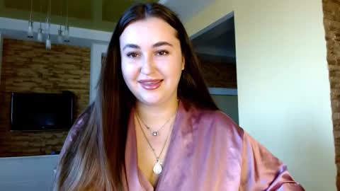 Snapshot of sea_cocktail chatting on September 23, 2025, 2:31 pm Elizabeth online show from September 23, 2025, 2:31 pm