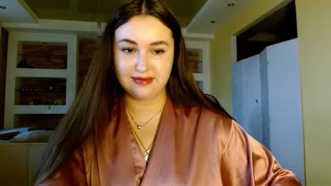 Elizabeth  online show from December 4, 2025, 11:19 am