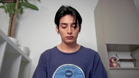 Snapshot of sebas_rosse chatting on December 19, 2024, 12:56 am sebastian online show from December 19, 2024, 12:56 am