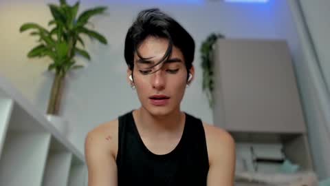 Snapshot of sebas_rosse chatting on January 7, 2025, 1:38 am sebastian online show from January 7, 2025, 1:38 am