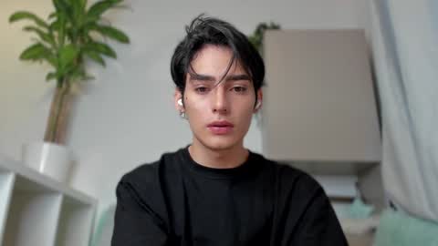 Snapshot of sebas_rosse chatting on January 11, 2025, 10:07 pm sebastian online show from January 11, 2025, 10:07 pm