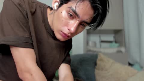 Snapshot of sebas_rosse chatting on January 27, 2025, 9:23 am sebastian online show from January 27, 2025, 9:23 am