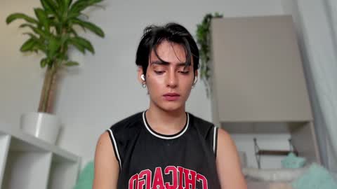 Snapshot of sebas_rosse chatting on January 28, 2025, 5:32 am sebastian online show from January 28, 2025, 5:32 am